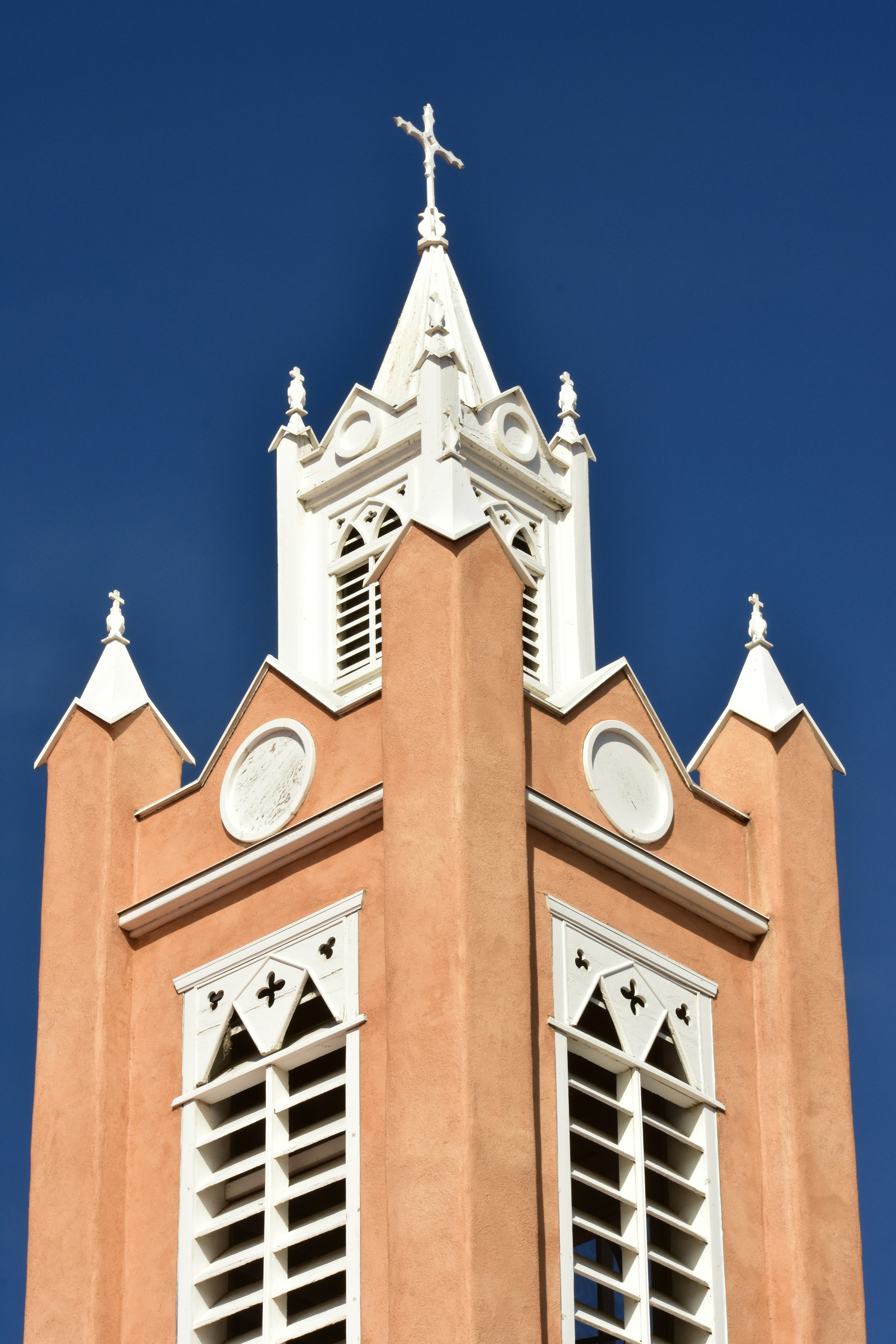 stucco_church